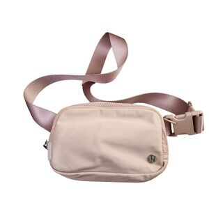 lululemon Everywhere Belt Bag  Pink Adjustable Strap Fanny Pack Crossbody